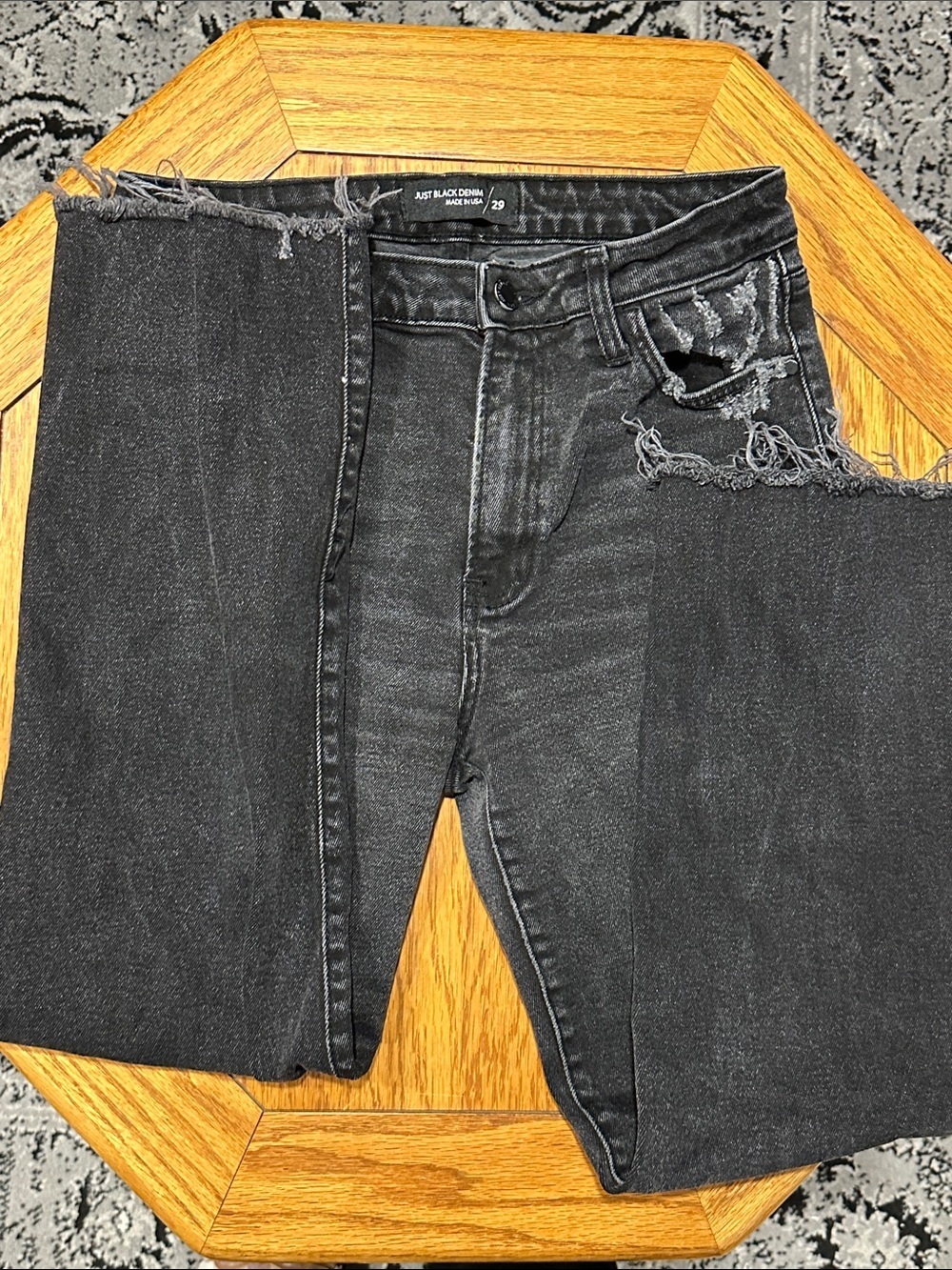 *JUST BLACK* Black Raw Hem High-Rise Straight Leg Denim Made In USA Jeans Sz 29 - Picture 6 of 8